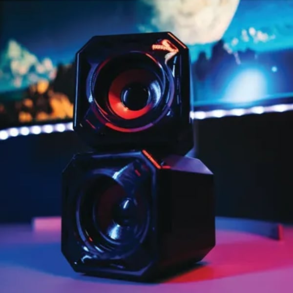 0_2045320228_7